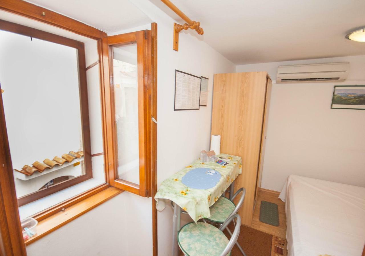 Studio Marin Baška Extérieur photo
